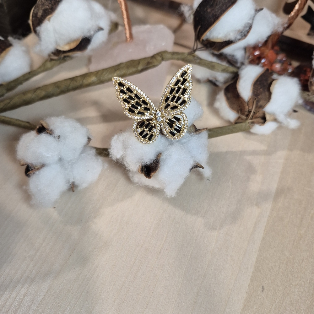 🦋🦋NEW🦋🦋 BEAUTIFUL!! Gold Plated Over Copper CZ Adjustable Butterfly Ring - Picture 11 of 11